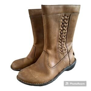 UGG Women’s Kaleen
Chestnut Leather Zip Up Mid Calf
Sheepskin Boots Size 5